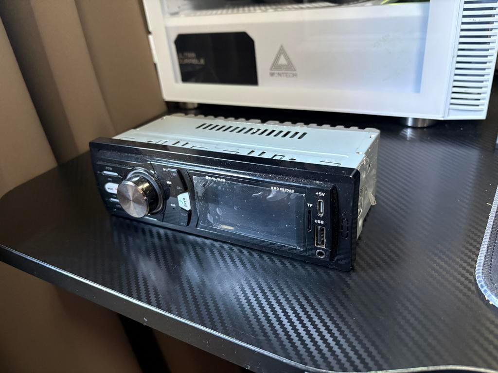 Caliber BT autoradio, Auto diversen, Ophalen of Verzenden, Zo goed als nieuw
