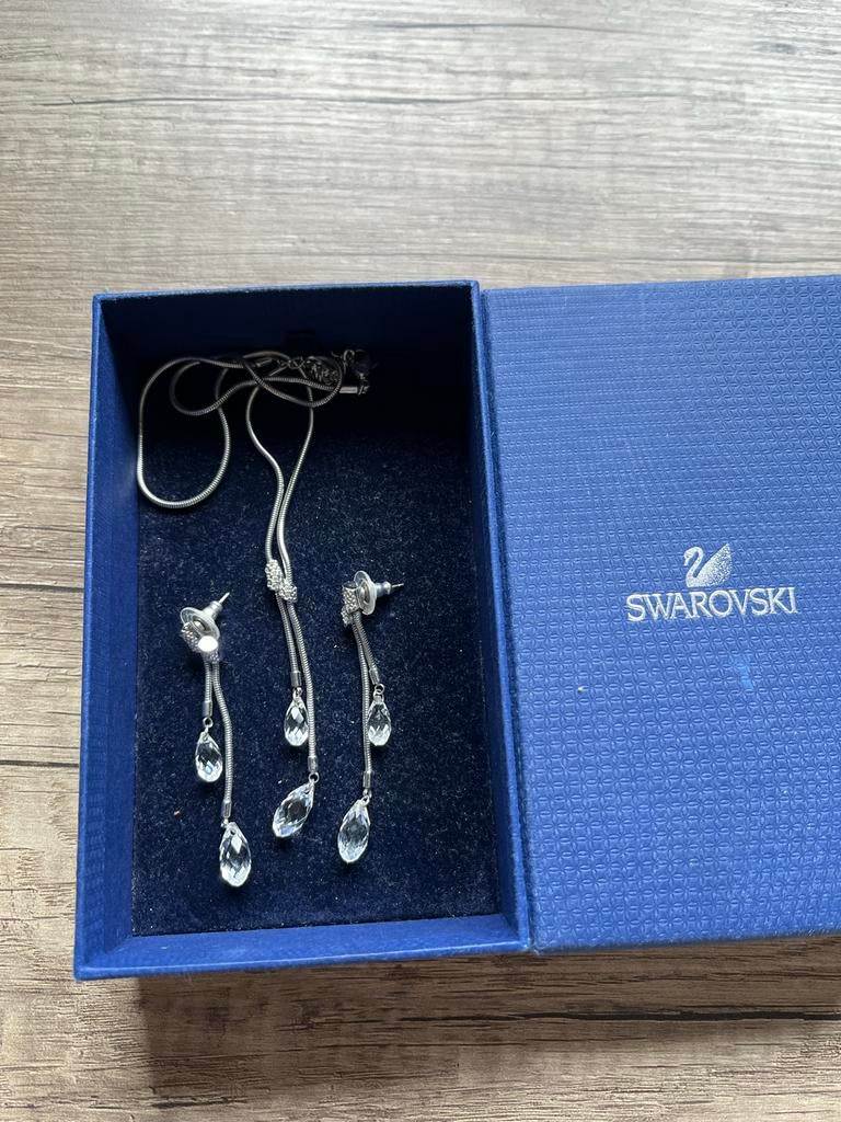 Swarovski Gillian ketting en oorbellen set met kristallen, Sieraden, Tassen en Uiterlijk, Kettingen, Zo goed als nieuw, Overige materialen