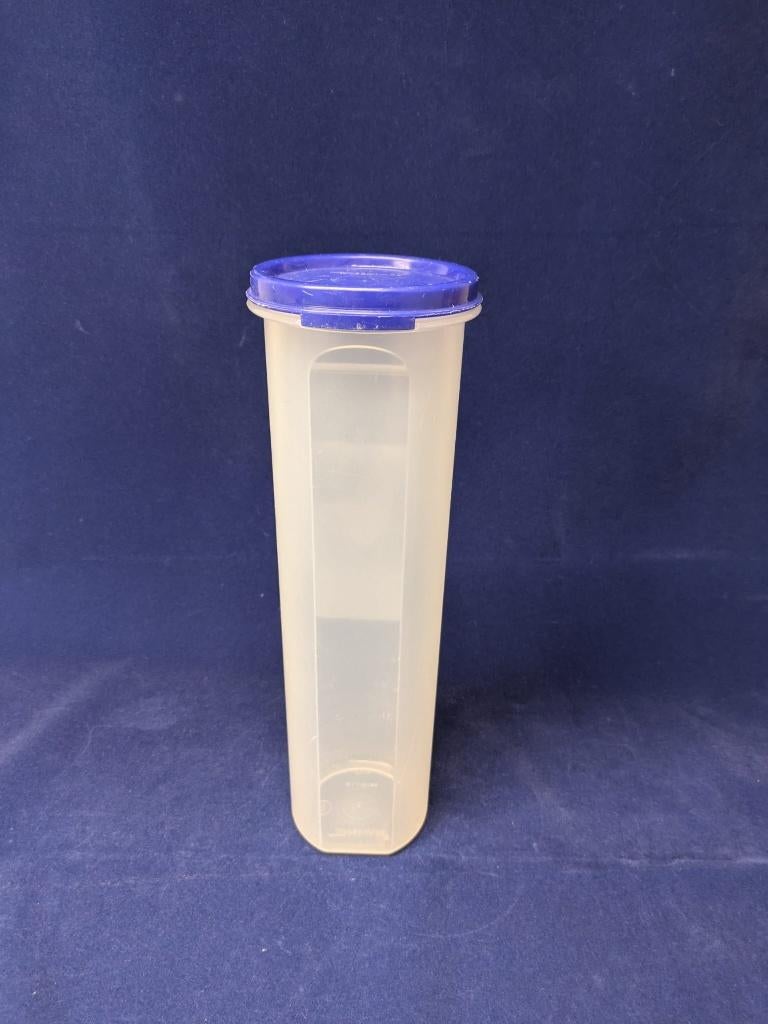 Tupperware spaghetti bewaardoos met blauw deksel., Ophalen, Gebruikt, Blauw