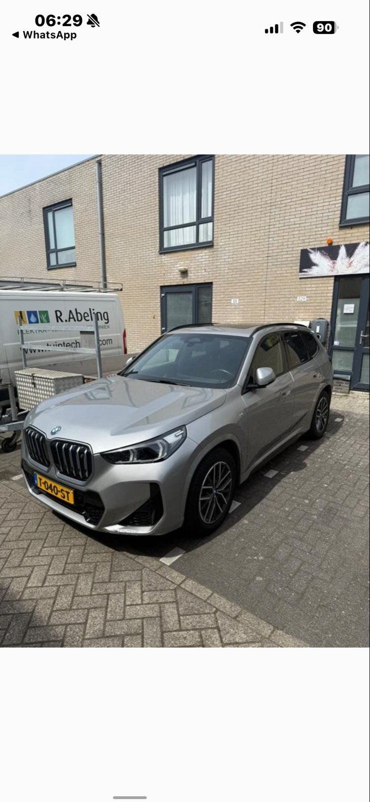 BMW iX1 Xdrive30e 272pk 2023 Grijs