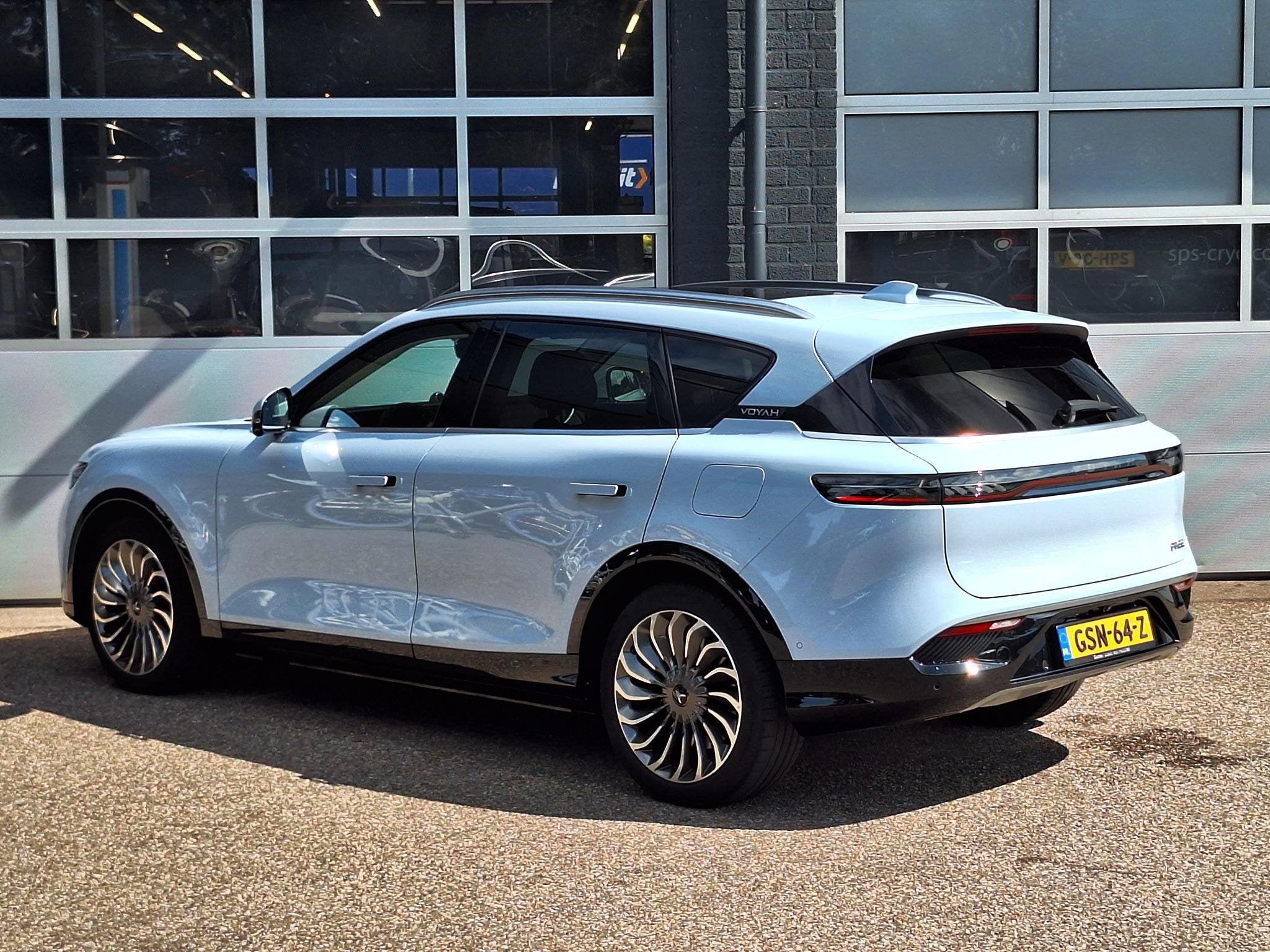 VOYAH Free Flagship Edition 4WD 106 kWh | Panoramadak | Luch, Auto's, Automaat, 12 maanden, Blauw, Origineel Nederlands
