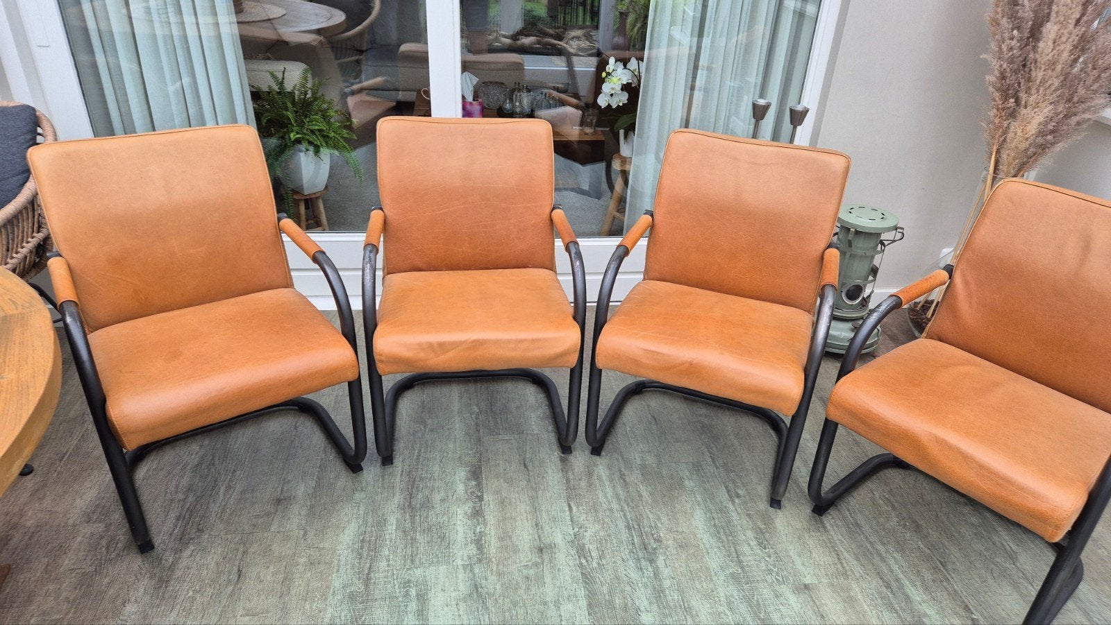 Set 4 eetkamer stolen, leer, metalen buizenframe, Ophalen, Gebruikt, Overige kleuren, Leer