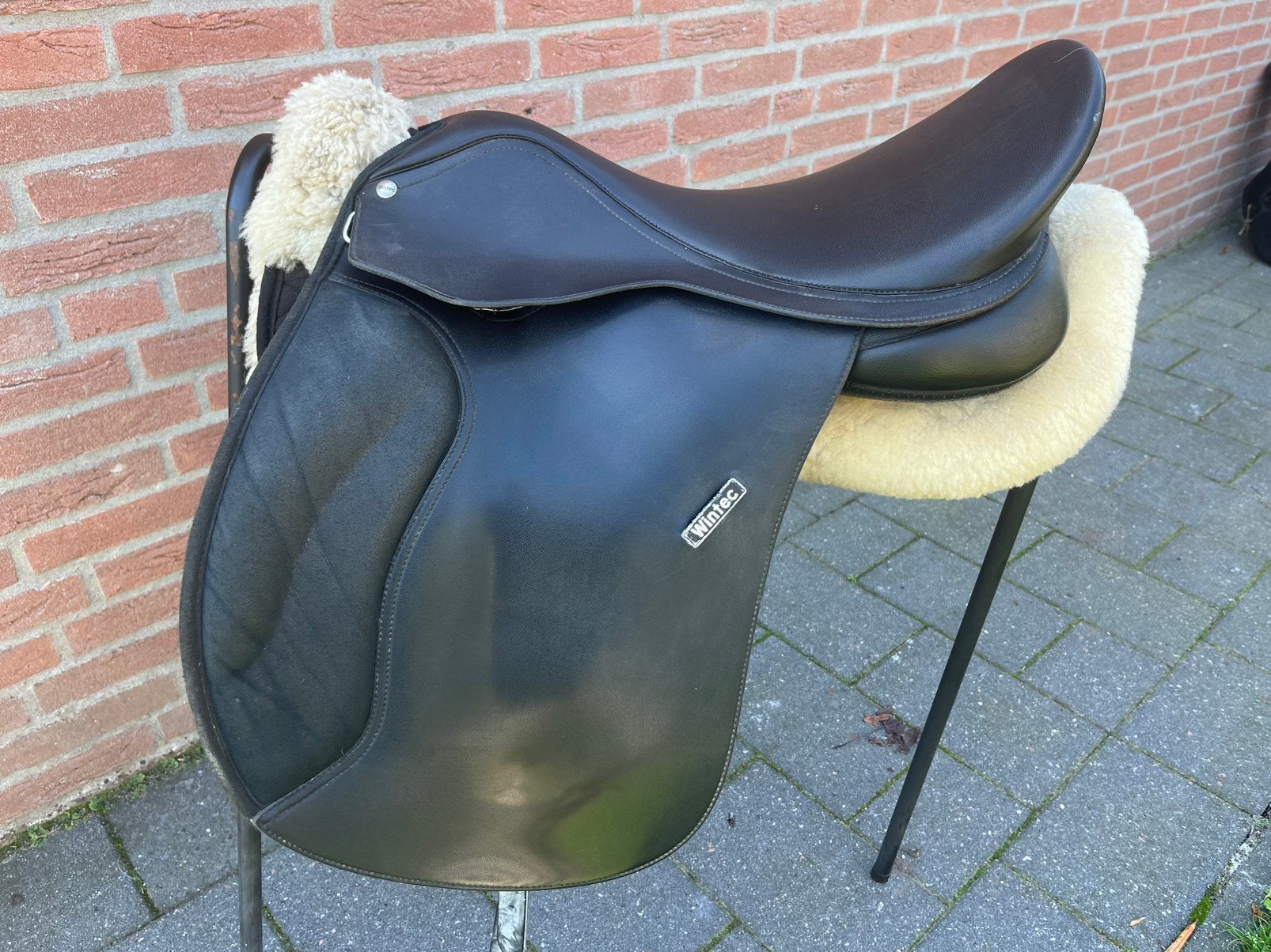 Wintec wide 18 inch veelzijdigheidszadel, Dieren en Toebehoren, Vlakke zit, ., XL (18 inch of meer), Wintec