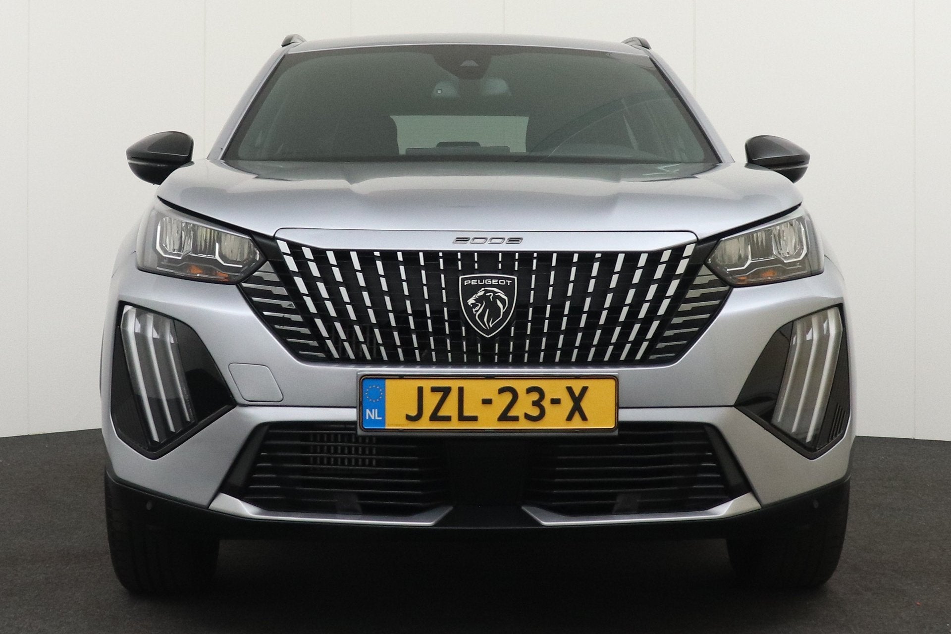 Peugeot 2008 1.2 Aut. Hybrid Allure Half-Leder Carplay DAB 1, Auto's, Gebruikt, 1199 cc, Leder en Stof, Bedrijf