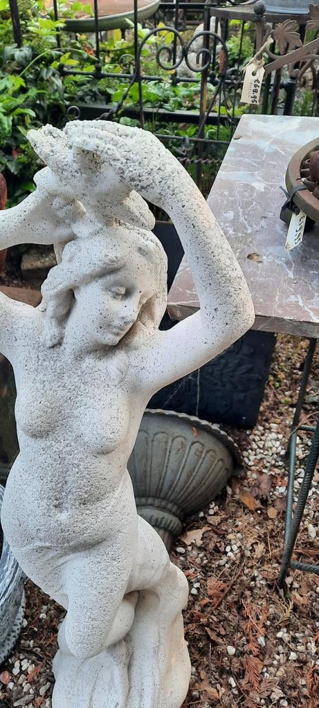Elegant Vrouwenbeeld van Steen voor Tuin of Interieur, Tuin en Terras, Tuinbeelden, Gebruikt, Mensenbeeld, Steen, Ophalen