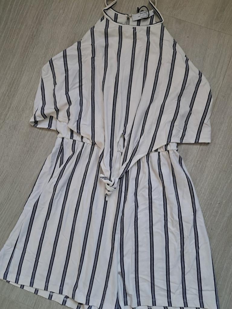 Bershka jumpsuit zomer, Kleding | Dames, Jumpsuits, Beige, Zo goed als nieuw, Maat 36 (S), Bershka