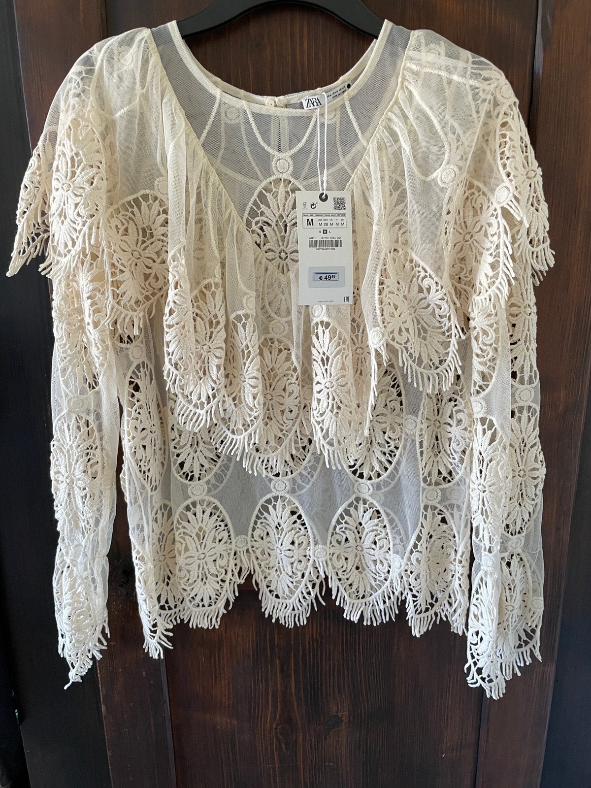 Nieuw met prijsk kanten blouse van Zara maat M, Kleding | Dames, Blouses en Tunieken, Ophalen of Verzenden, Nieuw, Maat 38/40 (M)