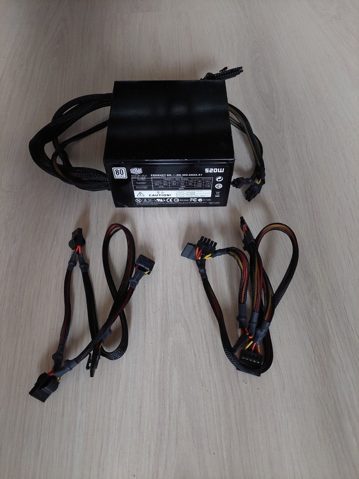 Cooler Master 520 watt voeding, Ophalen of Verzenden