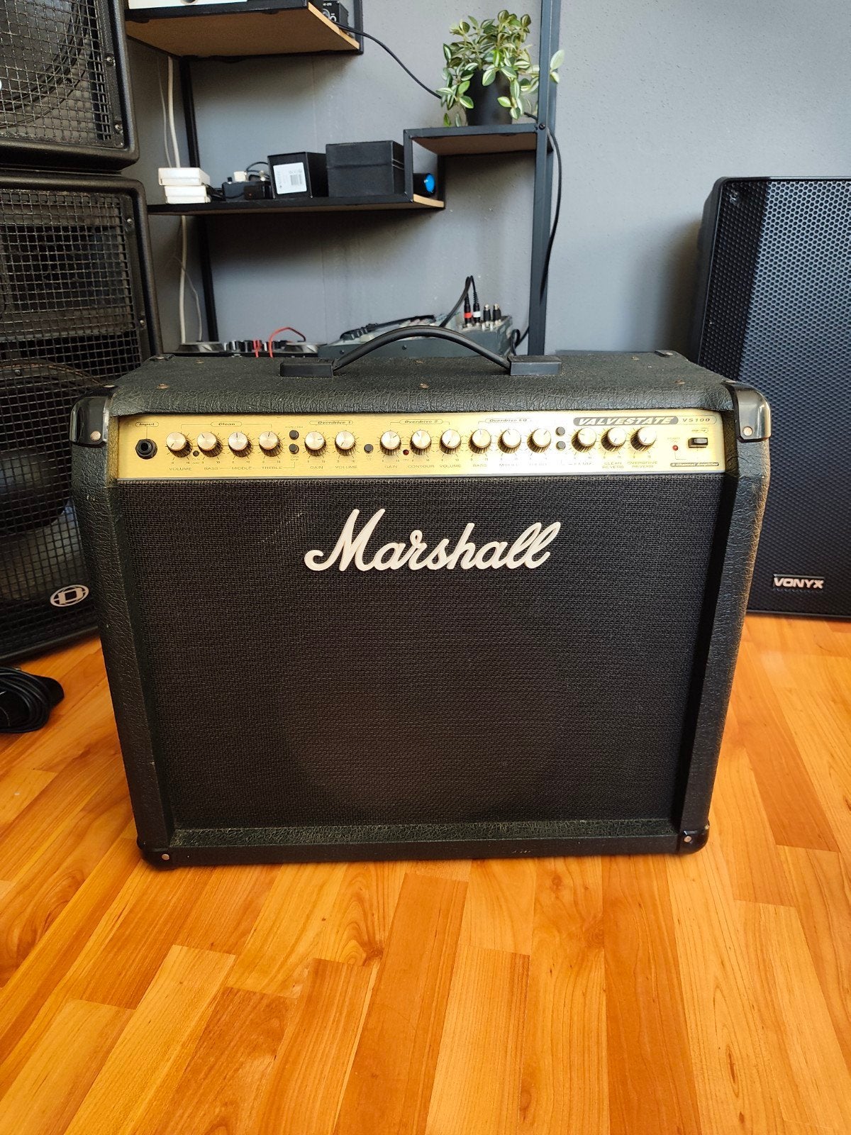 Marshall Valvestate VS100 gitaarversterker met footswitch, Ophalen, Gebruikt