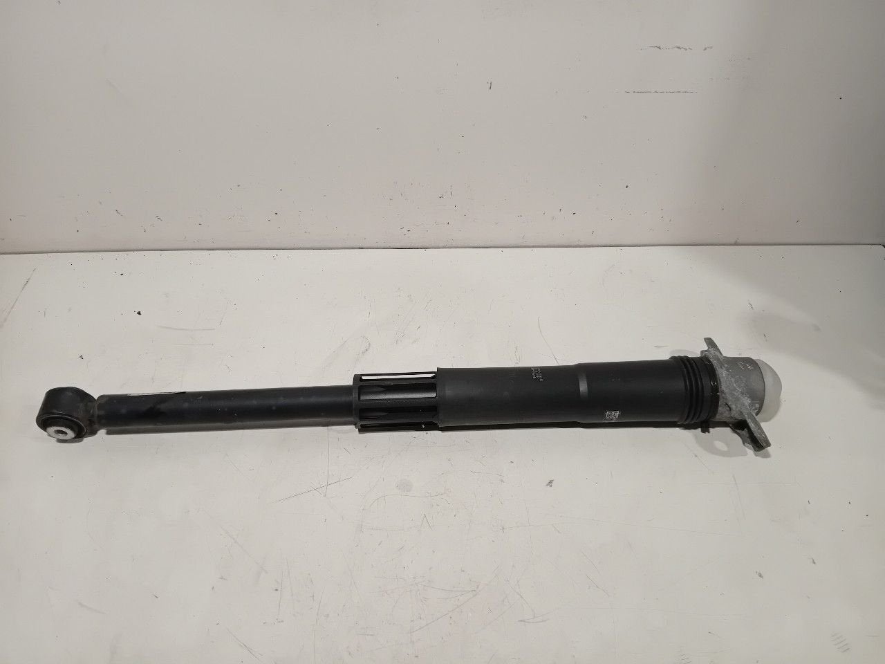 Schokbreker links achter Volkswagen Polo, Auto-onderdelen, Onderdelen@venauto.nl, Van der Ven Autorecycling B.V., Gebruikt, Ettenseweg 76, 4706 PB Roosendaal, The Netherlands