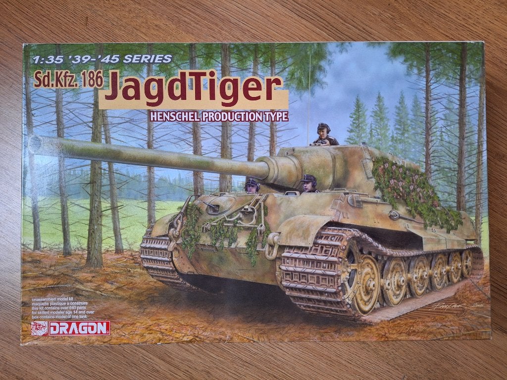 1:35 1/35 Dragon Sd.Kfz.186 JagdTiger Henschel Production, Overige merken, Tank, 1:32 tot 1:50, Ophalen of Verzenden