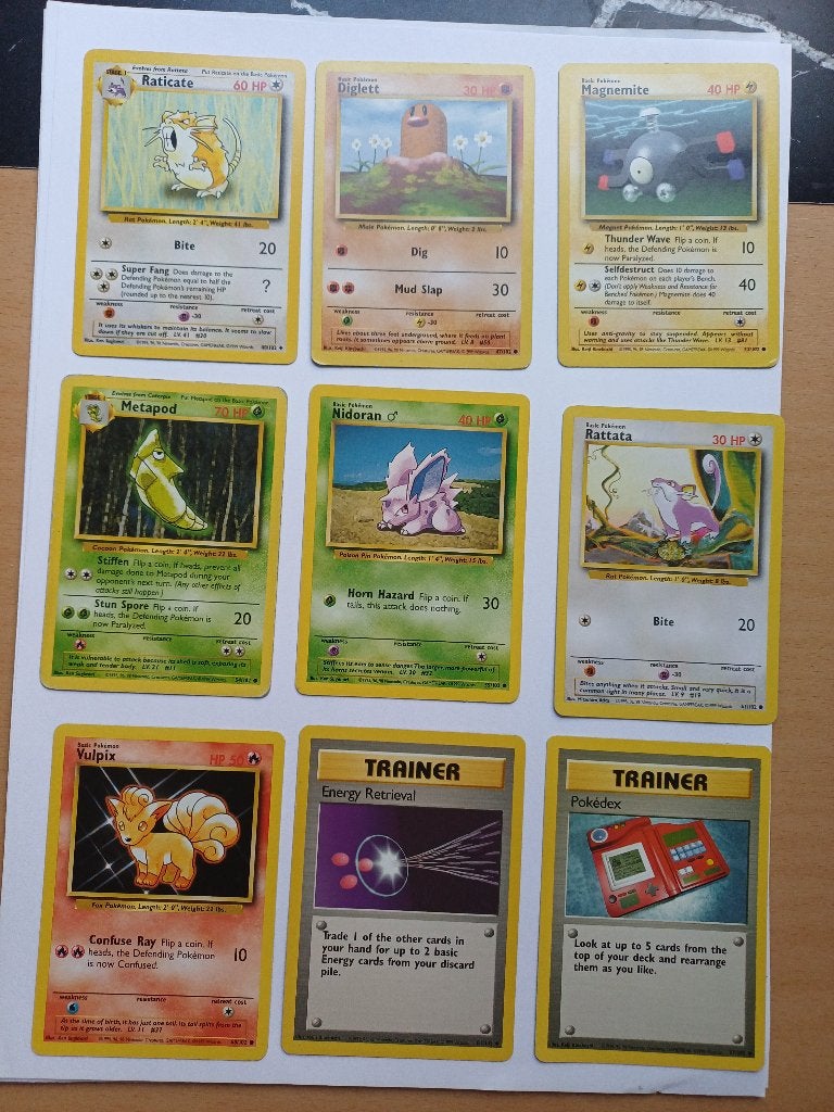 Pokémon- 17 stuks Base Set/102- 1999 Vintage, Verzenden, Zo goed als nieuw, Meerdere kaarten