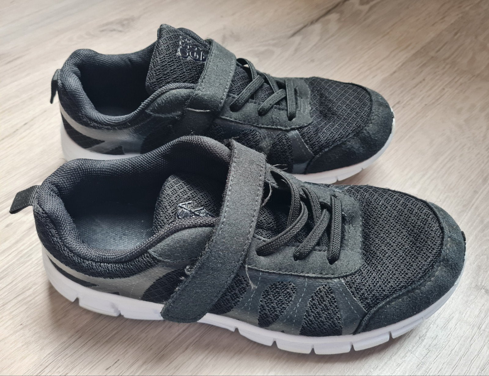 Gymschoenen maat 35, Ophalen, Jongen of Meisje