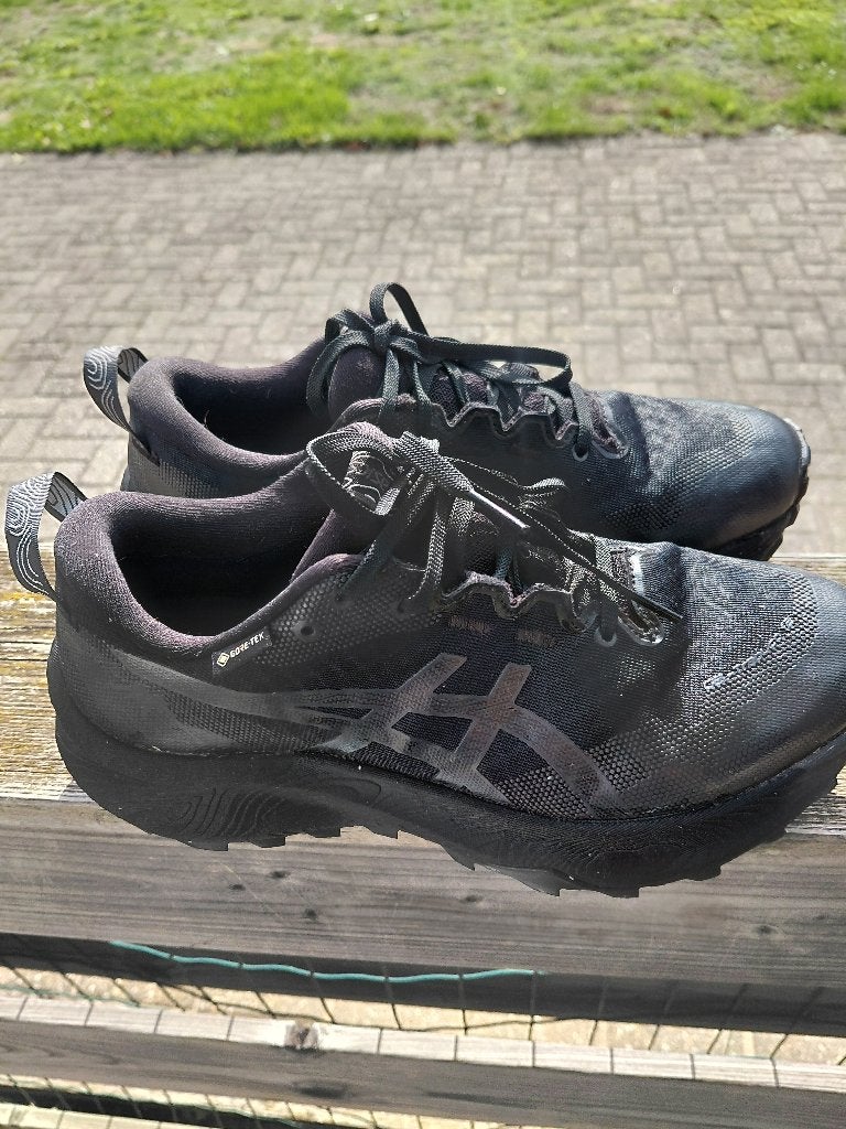 Asics Trabuco GTX dames maat 39 valt als maat 38!, Verzenden, Zo goed als nieuw, Hardloopschoenen, Asics