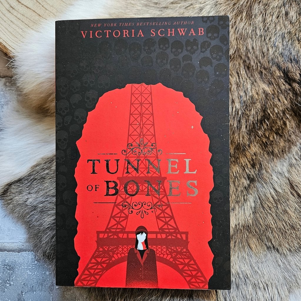 Tunnel of bones – Victoria Schwab – Engels – Paperback, Ophalen of Verzenden, Nieuw