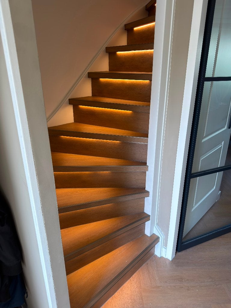 Traprenovatie met geïntegreerde LED-verlichting, Verkoopstyling