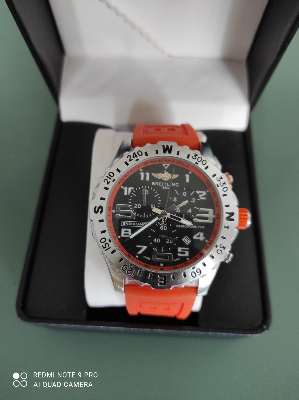 Breitling Endurance Pro Chronograaf Oranje Polshorloge, Ophalen of Verzenden, Zo goed als nieuw