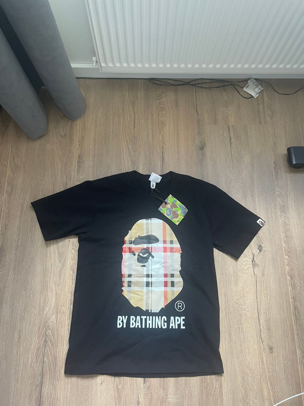zwarte bape t shirt, Ophalen of Verzenden, Zo goed als nieuw, Maat 46 (S) of kleiner, Zwart