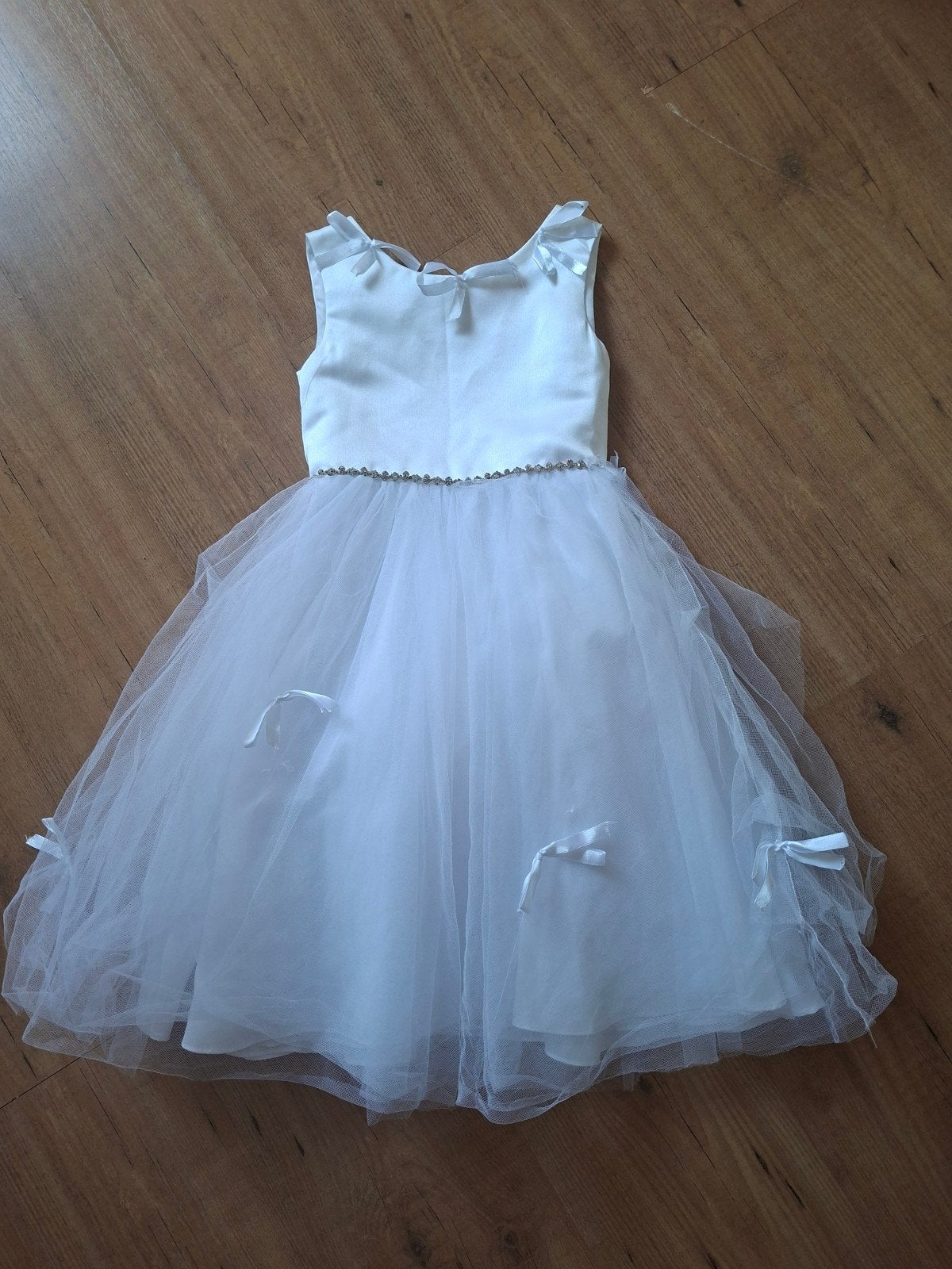 Elegante witte feestjurk voor meisjes, Ophalen of Verzenden, Zo goed als nieuw, Onbekend, Meisje