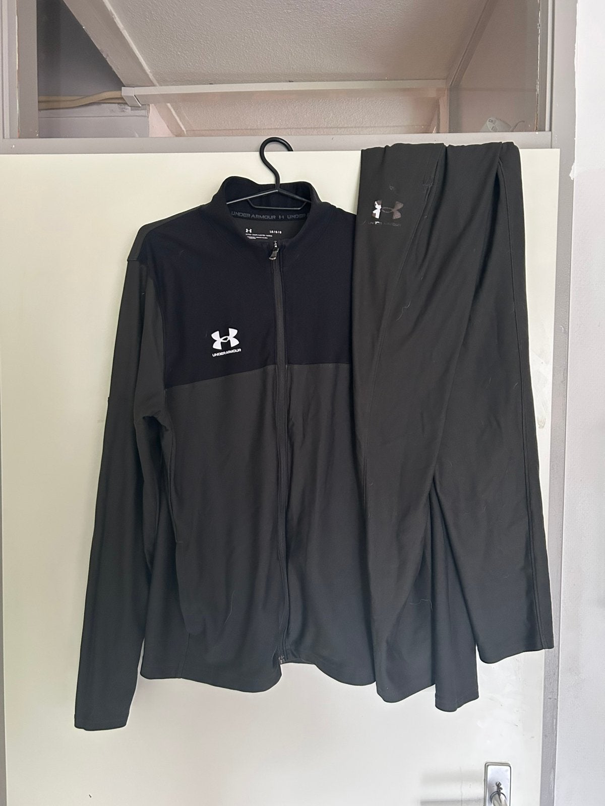 Twee Under armour traningspakken, Ophalen of Verzenden, Zo goed als nieuw, Blauw, Overige typen
