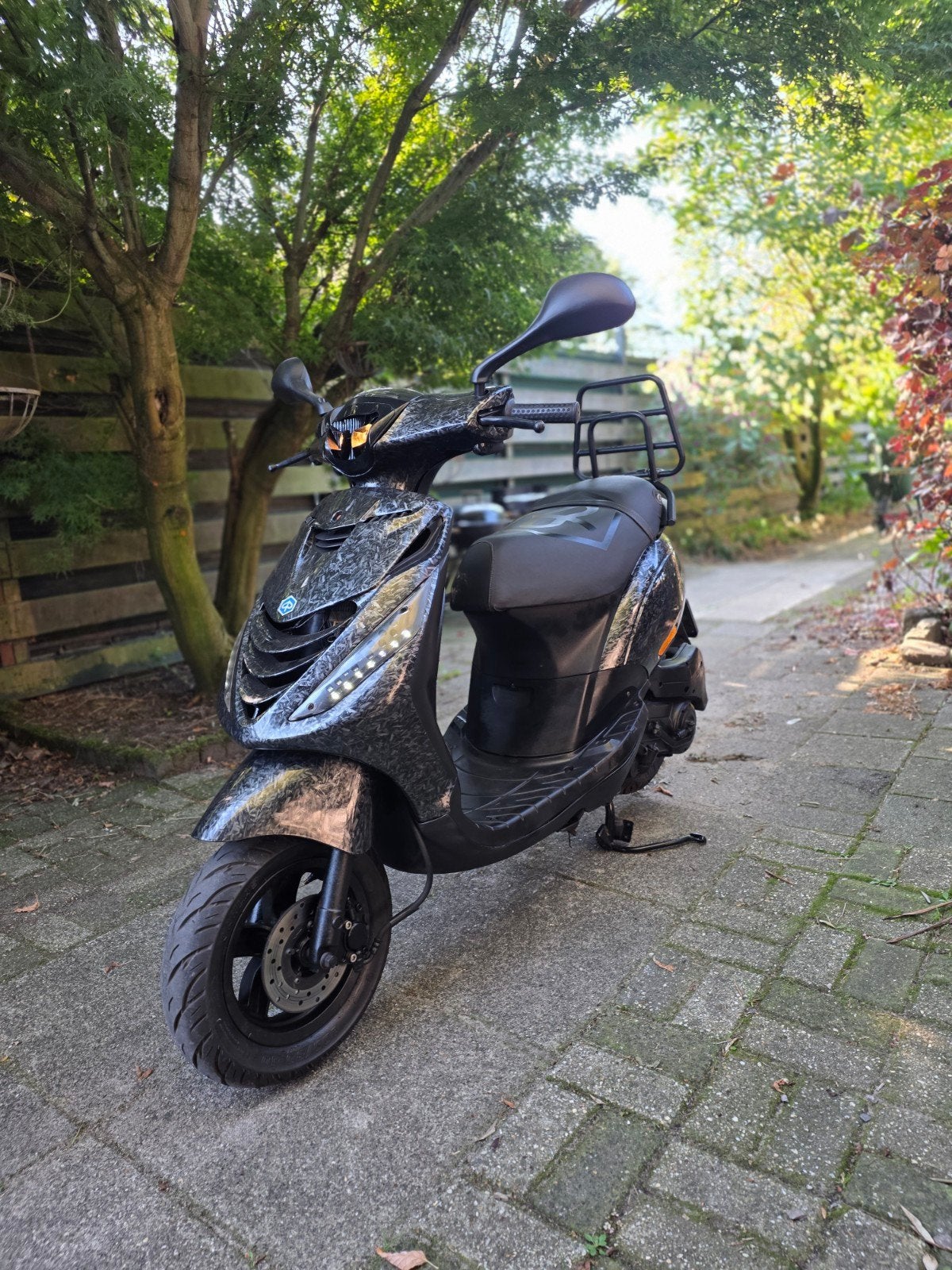 Custom Piaggio Zip met geel kenteken 8700km! (scooter bromme, Ophalen, Zo goed als nieuw, Overige typen, Piaggio