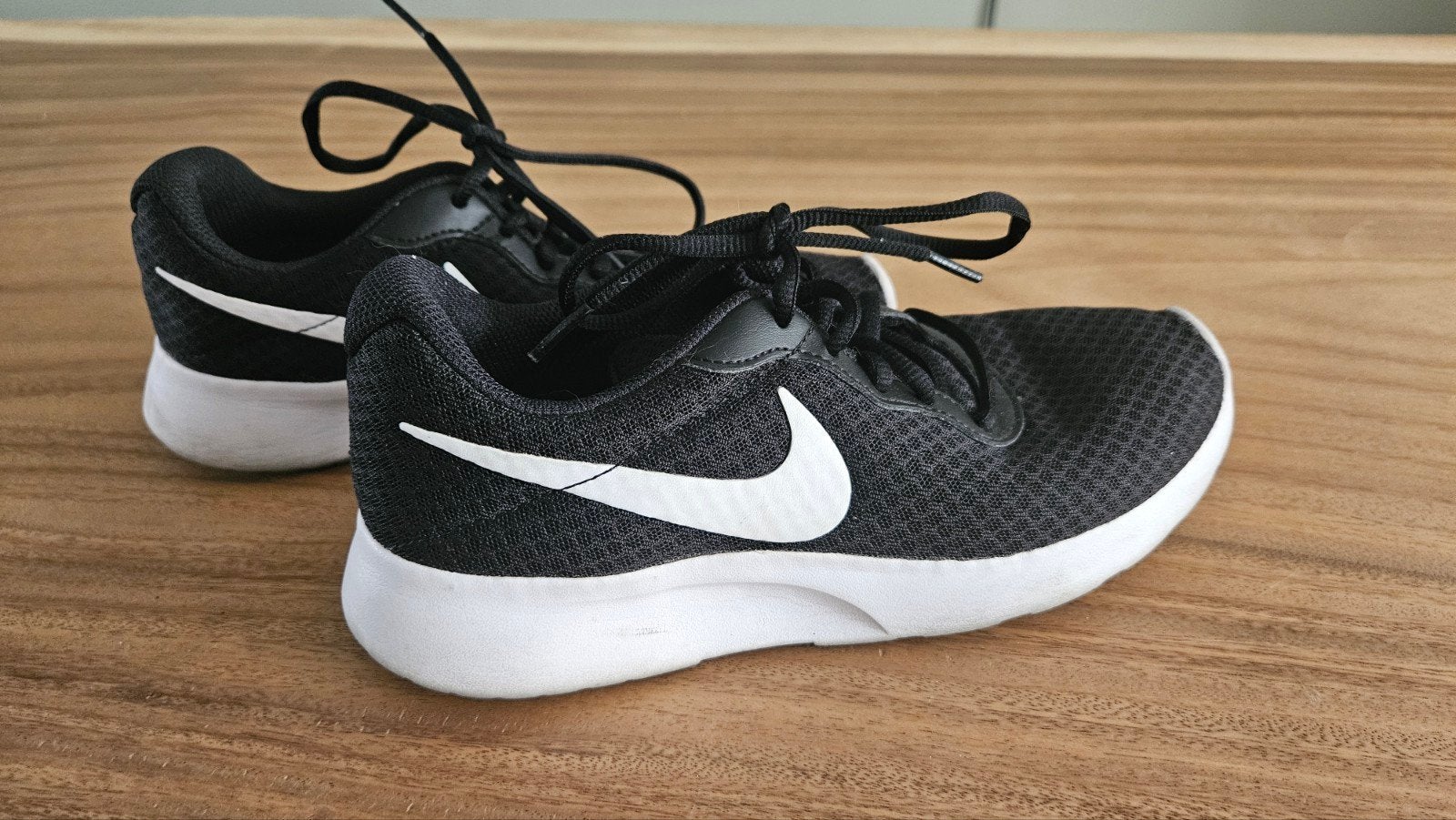Nike Tanjun sneakers - Zwart - Maat 38, Zwart, Nike, Ophalen of Verzenden, Sneakers of Gympen