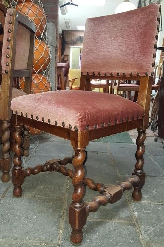 2 stoelen met getorste poot, bijzonder mooi gedraaid, Antiek en Kunst, Antiek | Meubels | Stoelen en Banken, Ophalen of Verzenden
