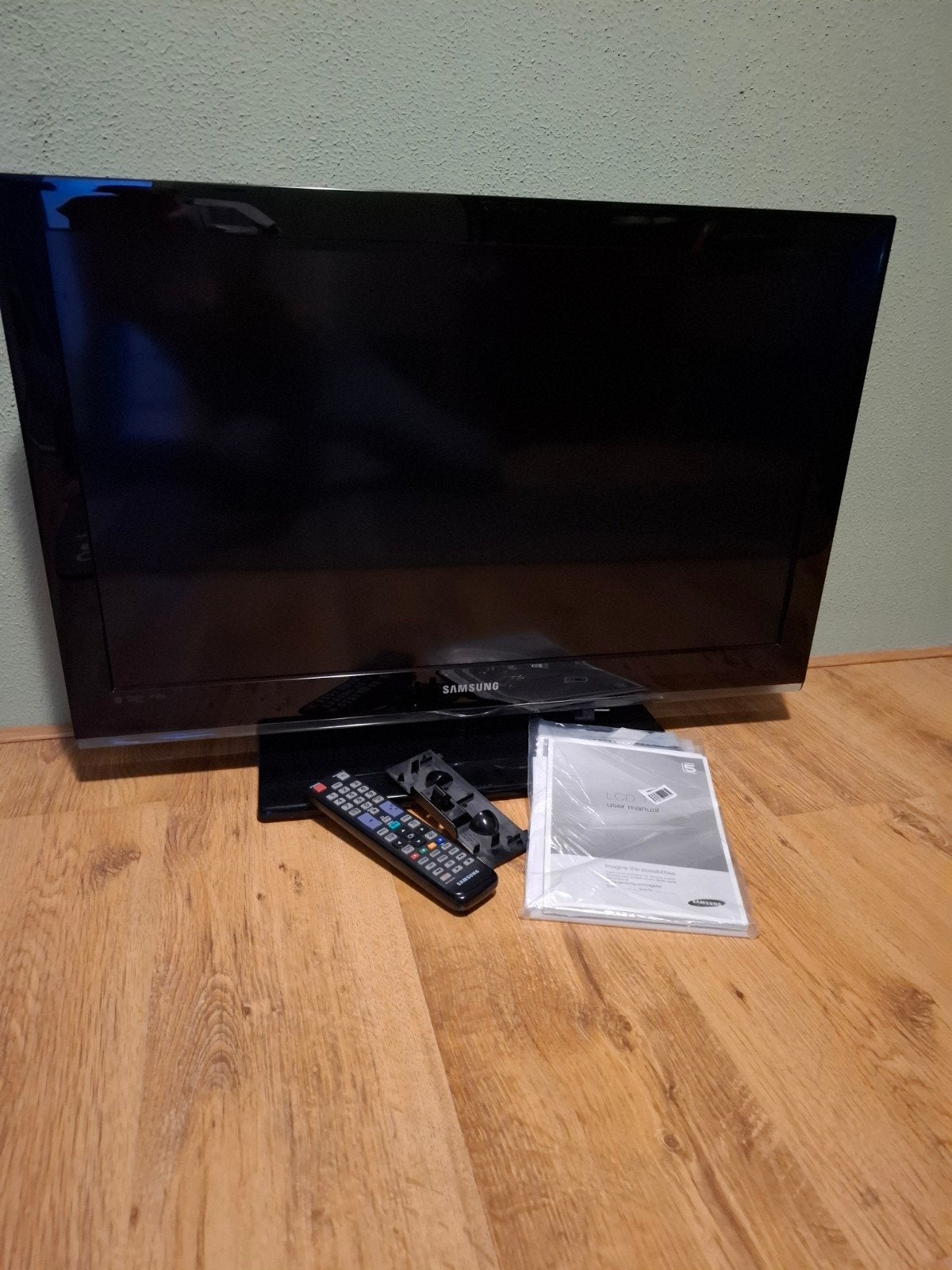 SAMSUNG LCD 81 CM (32 INCH) TV, Audio, Tv en Foto, Televisies, Ophalen, 50 Hz, 80 tot 100 cm, Zo goed als nieuw
