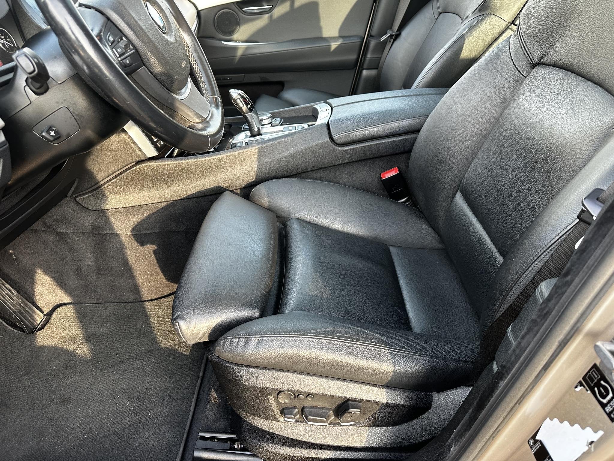 BMW 5-serie Gran Turismo 535i High Executive Pano/Head-Up/Sf, Auto's, BMW, Automaat, Euro 5, Achterwielaandrijving, Gebruikt