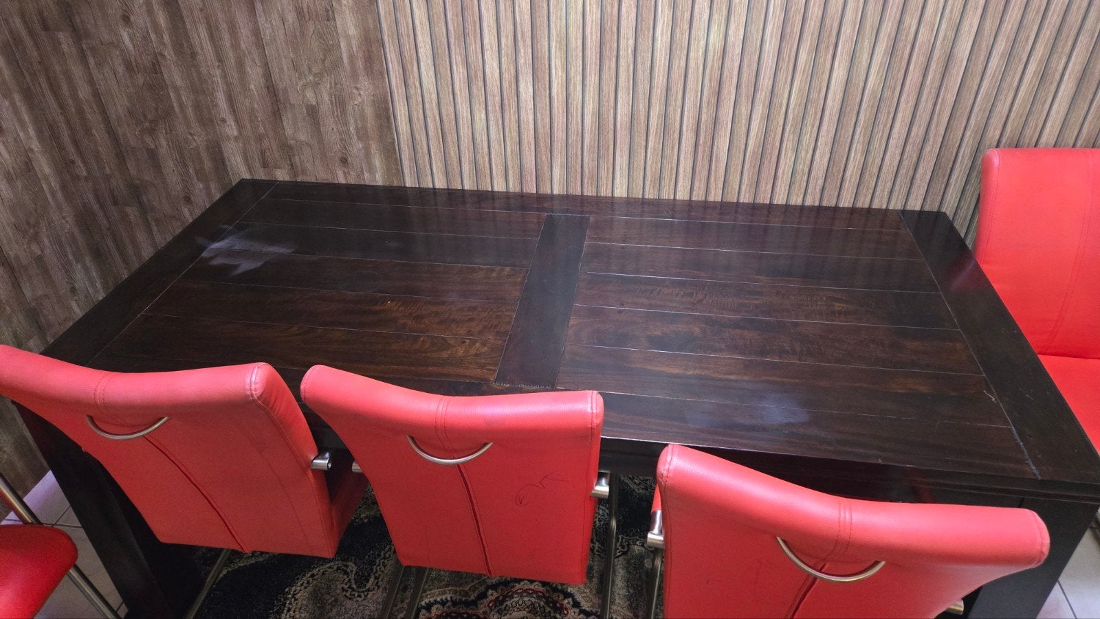 Eettafel met 6 rode stoelen, Huis en Inrichting, Stoelen, Ophalen, Gebruikt, Vier, Modern