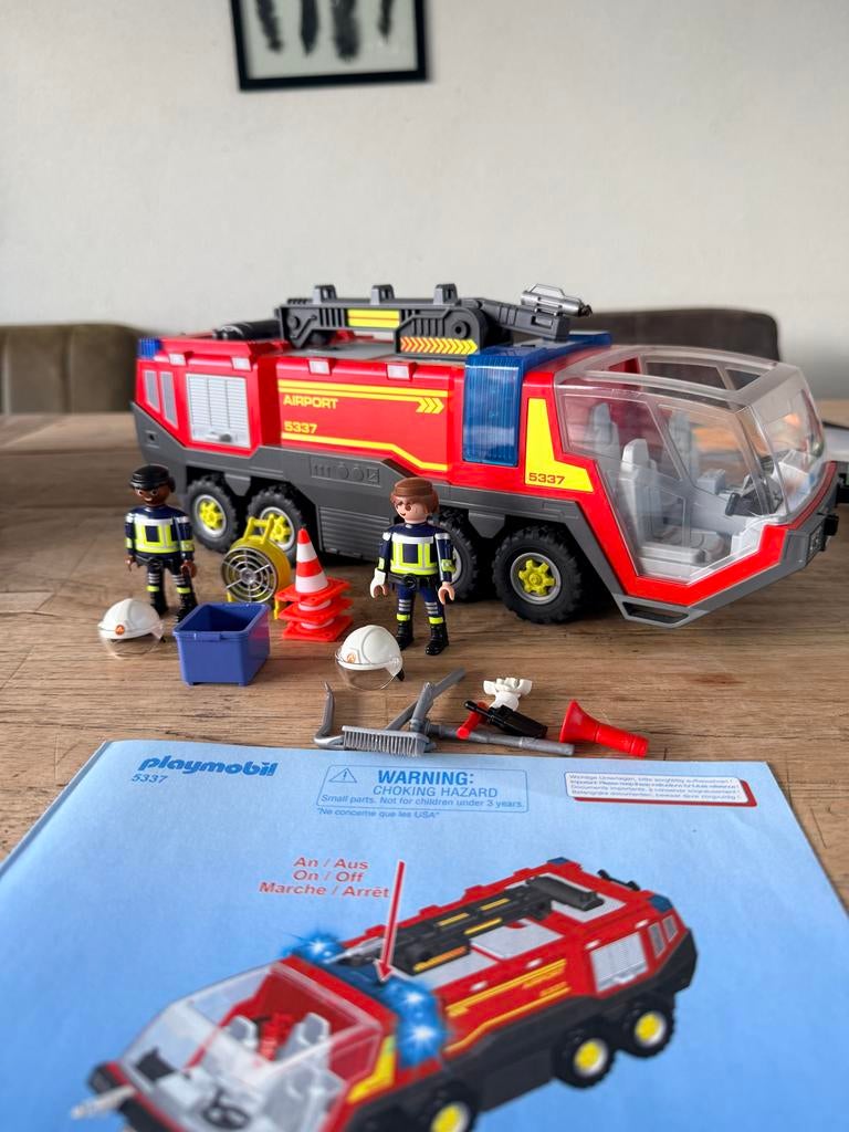 Playmobil 5337 Airport Brandweerwagen - Complete Set, Ophalen of Verzenden, Zo goed als nieuw, Complete set