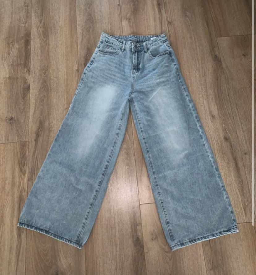 Light wash wide leg jeans, Kleding | Dames, Spijkerbroeken en Jeans, Ophalen of Verzenden, Zo goed als nieuw, Blauw, W30 - W32 (confectie 38/40)