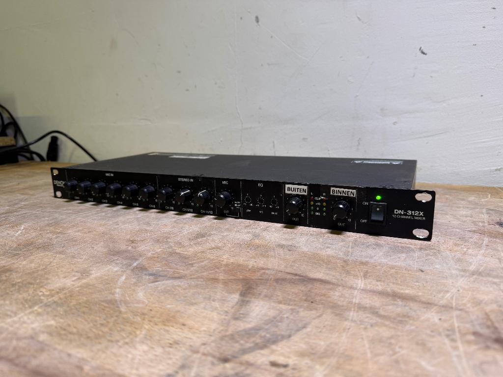 Denon DN-312X 12ch rack mixer geluid, Muziek en Instrumenten, Ophalen of Verzenden, Gebruikt, 10 tot 20 kanalen, Microfooningang