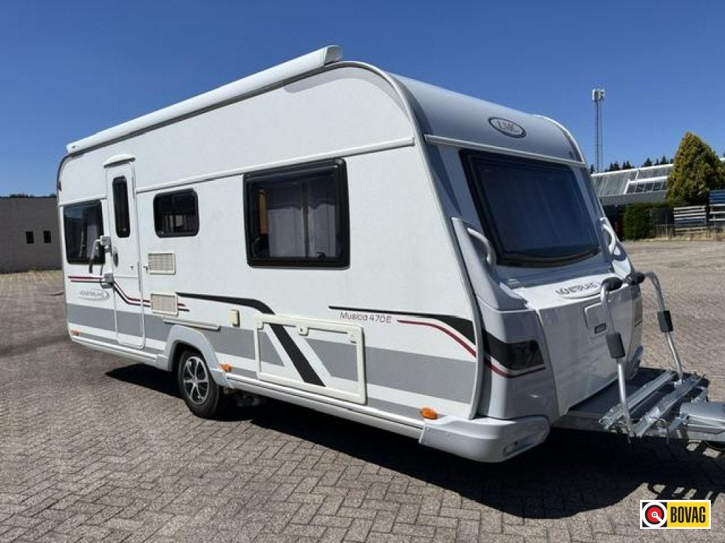 LMC Musica 470 E Mover, Luifel, Vloerverw., Caravans en Kamperen, Caravans, Standaardzit, Schokbreker, Bedrijf, 4 tot 5 meter