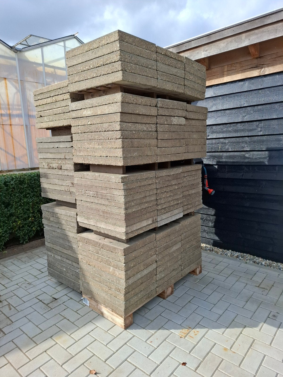 50m² Betontegels 60x40 op pallets, direct leverbaar, Tuin en Terras, Ophalen, Gebruikt, 10 m² of meer, Beton