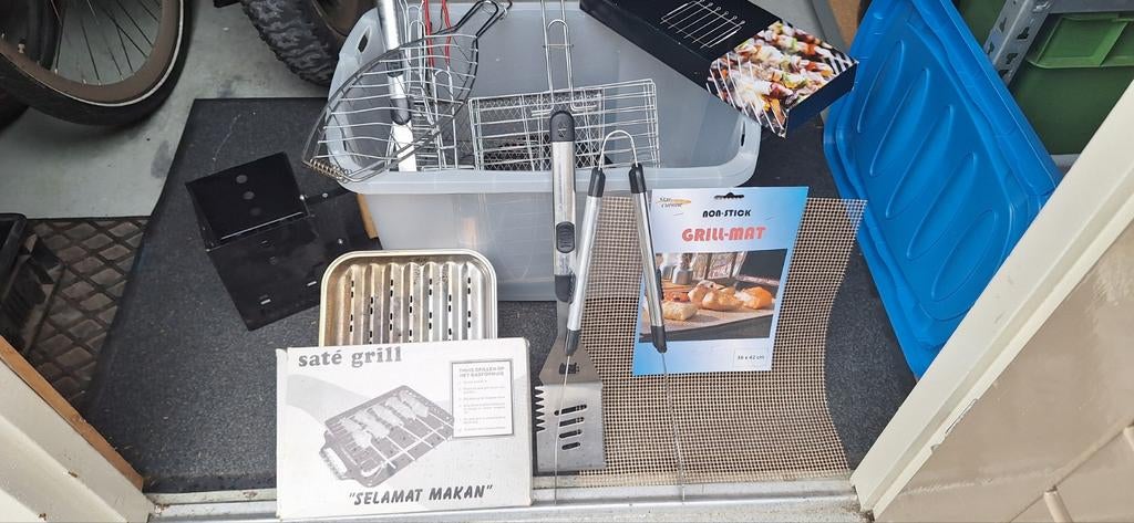 Bbq toebehoren, Ophalen of Verzenden, Zo goed als nieuw