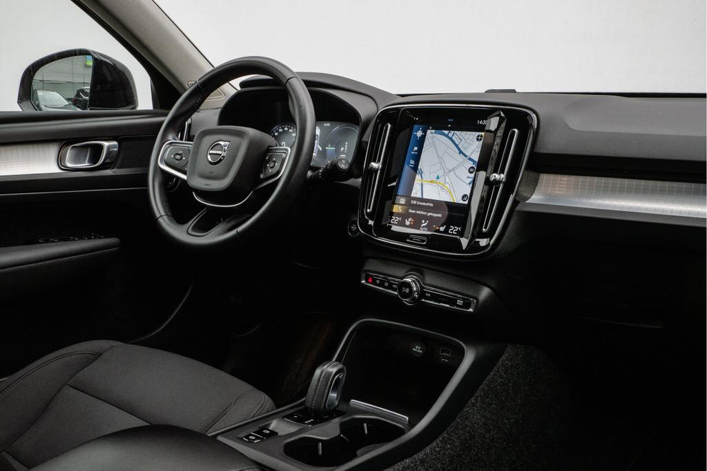 Volvo XC40 1.5 T4 Recharge Inscription Expression Panoramada, Stof, Euro 6, Met garantie (alle), Zwart