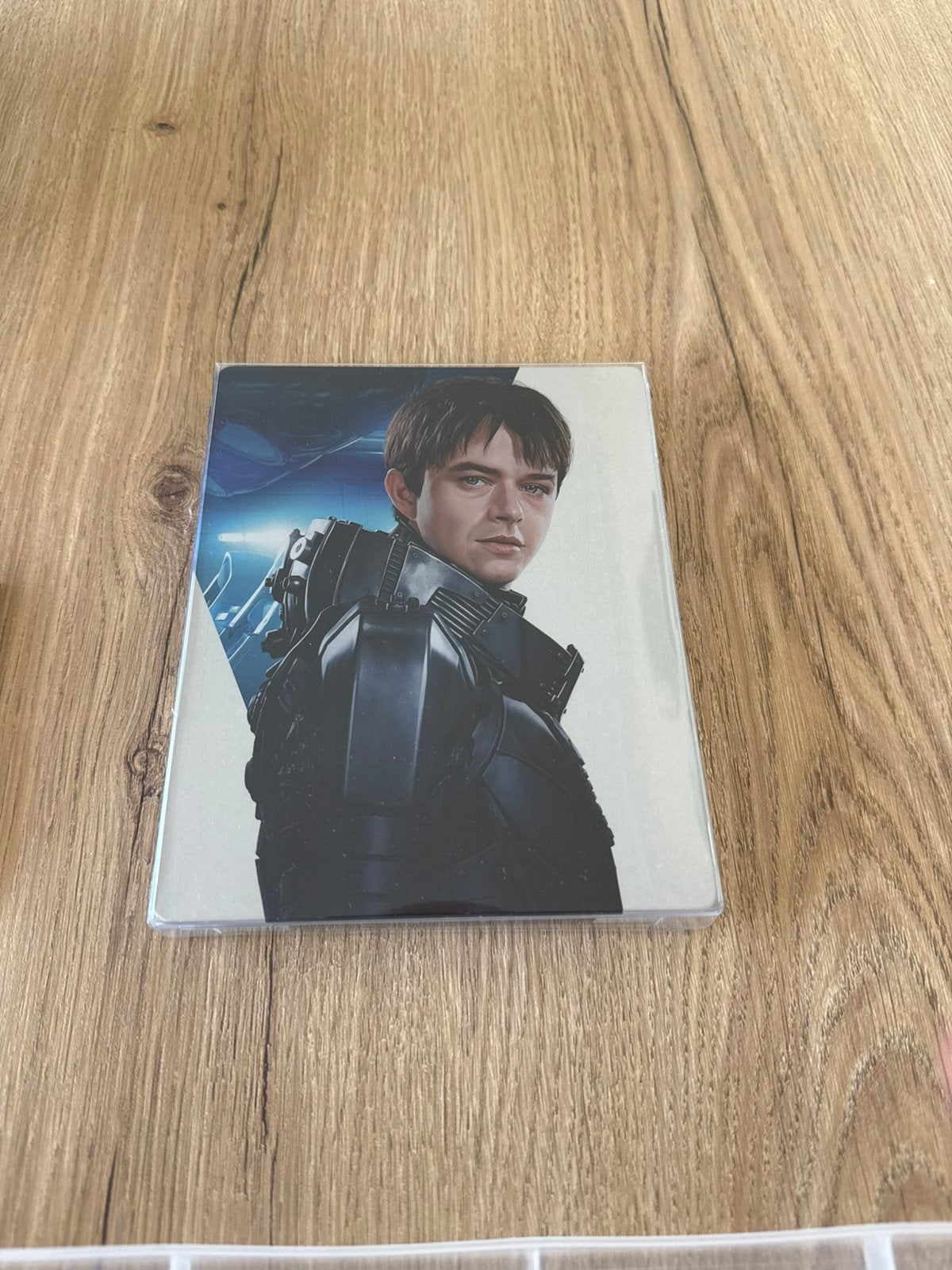 Valerian, Verzenden, Zo goed als nieuw, Actie