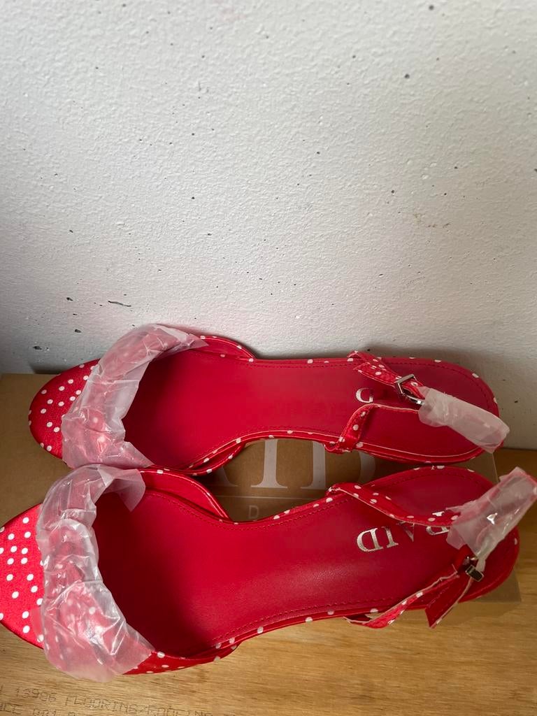 RAID sandalen, Nieuw, Rood, Sandalen of Muiltjes, Ophalen of Verzenden