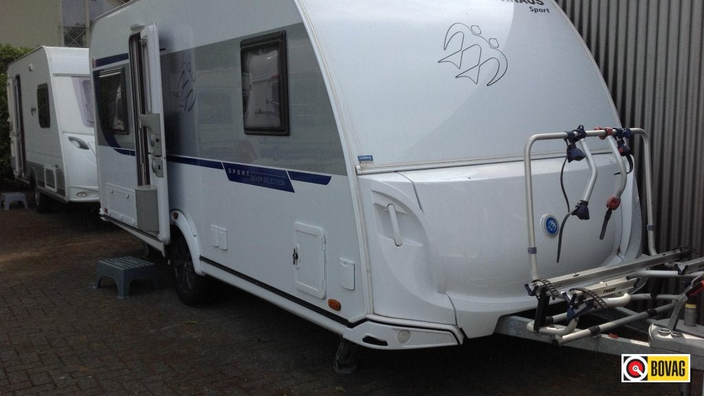 Knaus Sport Silver Selection 450 FU, Schokbreker, Rondzit, Overige typen, 4 tot 5 meter