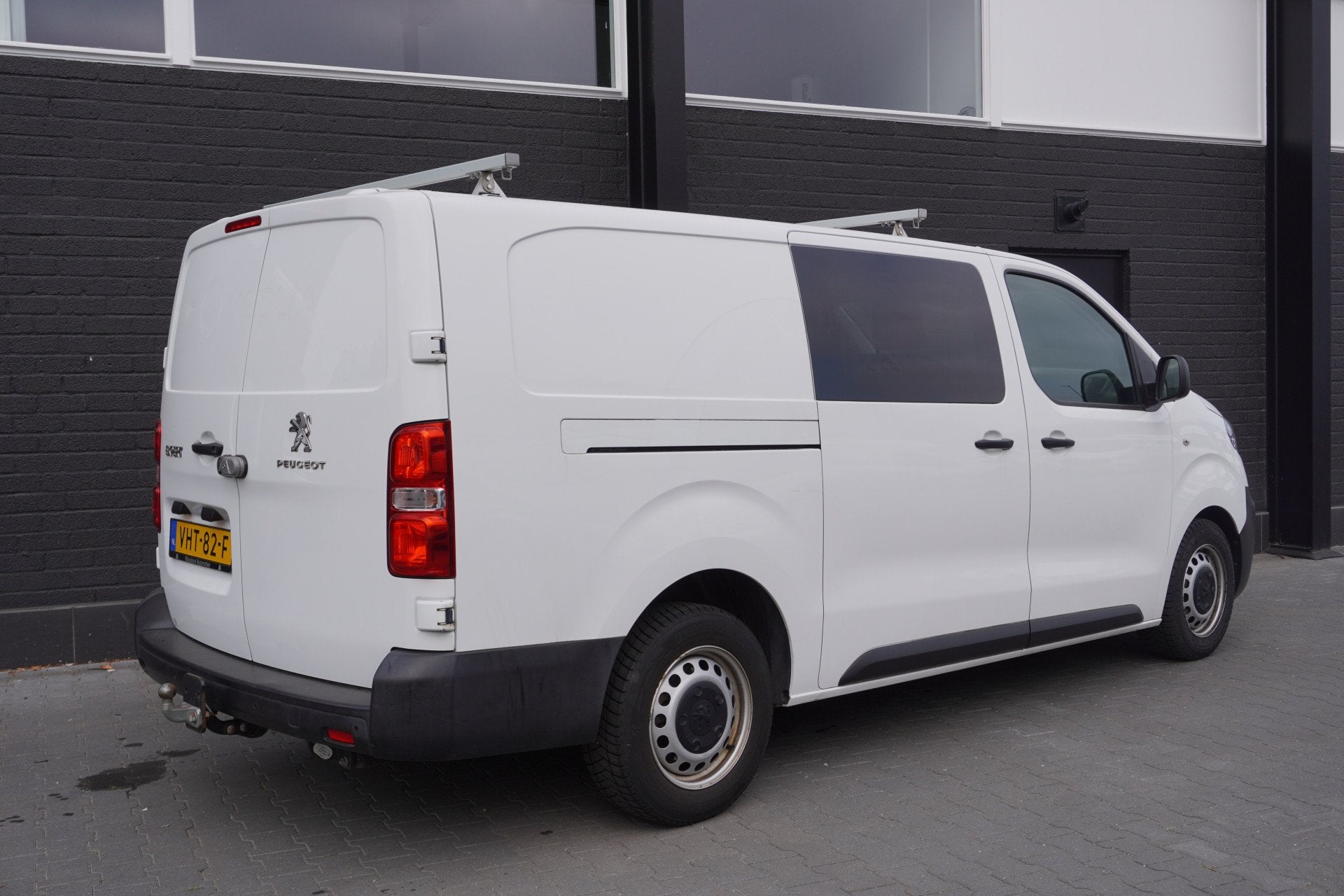 Peugeot Expert 2.0 BlueHDI 122PK L3 Dubbele Cabine EURO 6 -, Voorwielaandrijving, Stof, Gebruikt, 4 cilinders
