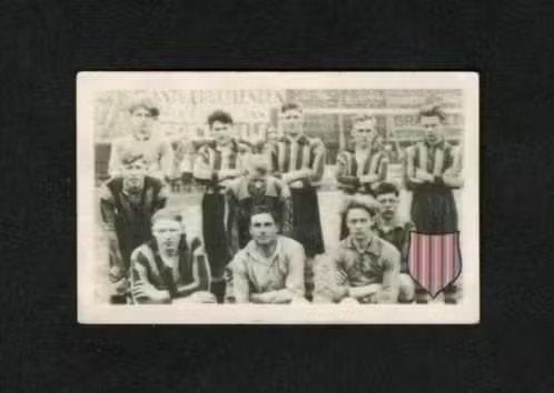 Voetbalplaatje KFC Koog a/d Zaan 1930/1931 (254)., Ophalen of Verzenden, Zo goed als nieuw