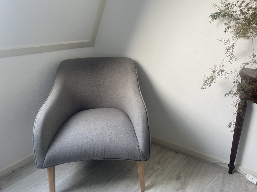 Kave home fauteuil Bobly, Huis en Inrichting, Ophalen, Zo goed als nieuw, 75 tot 100 cm, 50 tot 75 cm