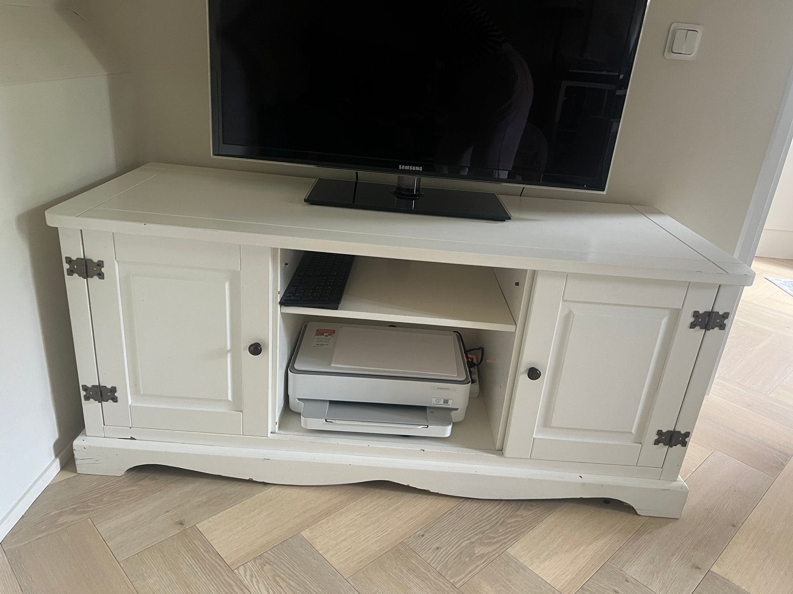 Vintage witte tv-kast / tv-meubel – landelijk, Ophalen, Gebruikt