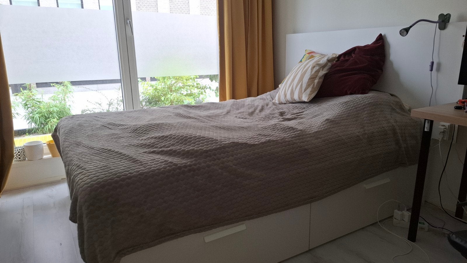 White ikea brimnes bed frame 140x200 with headboard, Huis en Inrichting, Ophalen, Gebruikt, Wit, Tweepersoons