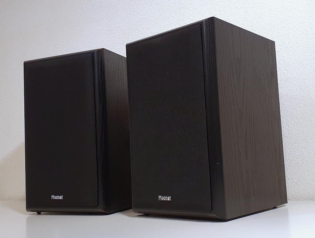 Boekenplank Luidsprekers - Magnat Monitor Supreme 200 (180W), Magnat, Ophalen of Verzenden, S, S
