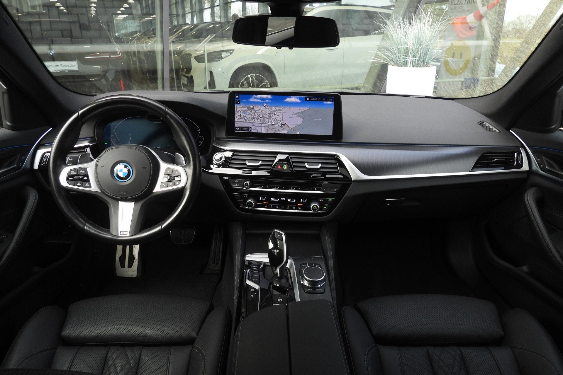 BMW 5 Serie 545e xDrive High Executive M Sport Automaat / Sc, Gebruikt, Zwart, 394 pk, Met garantie (alle)
