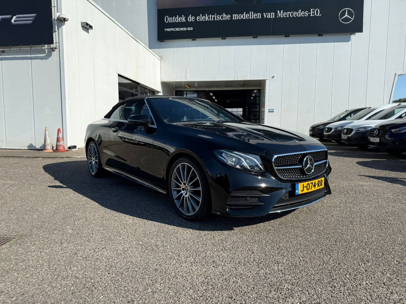 Mercedes-Benz E-Klasse E400 333PK 7G-TRONIC Plus 2018 Zwart, Auto's, Mercedes-Benz, Automaat, Achterwielaandrijving, 1800 kg, Cabriolet