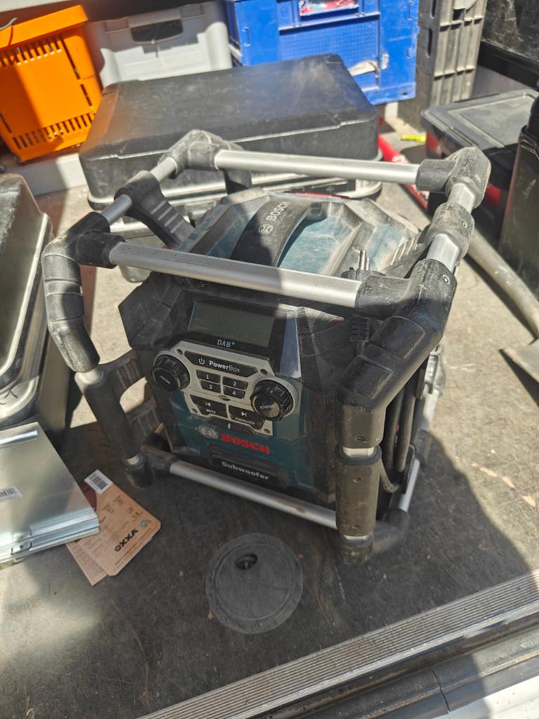 Bosch GPB 18V-5 SC  bouwradio (exclusief accu), Doe-het-zelf en Verbouw, Ophalen