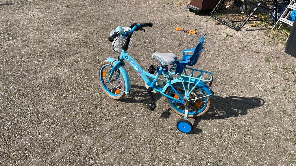 Kinderfiets te koop blauw, Ophalen, Zo goed als nieuw, Minder dan 16 inch, Zijwieltjes
